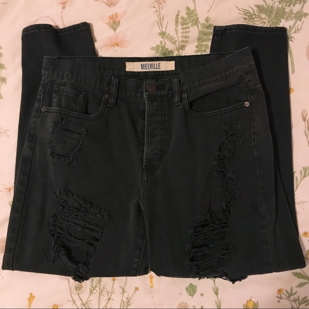 Ripped Boyfriend Jeans